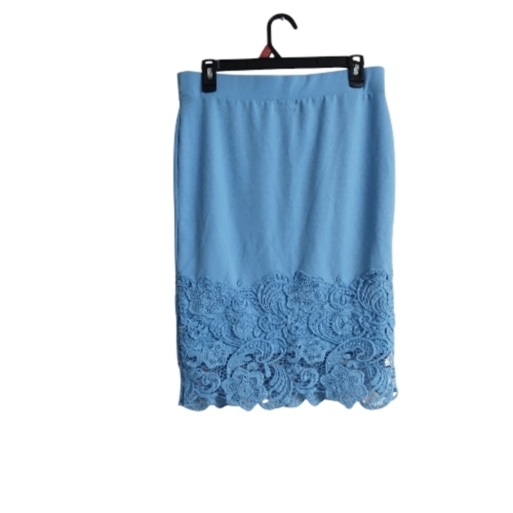 Chic Blue Lace Pencil Skirt
